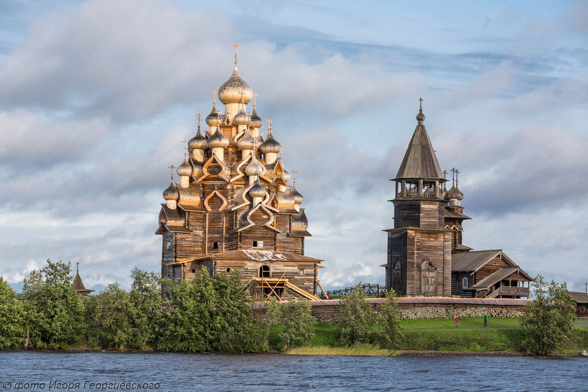 Кижского погоста памятники