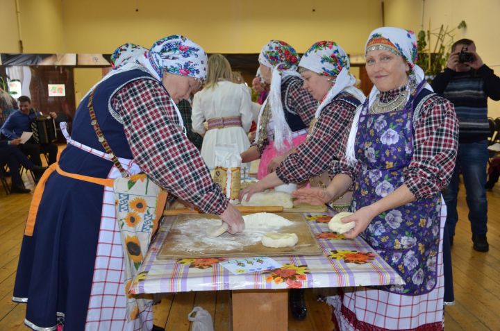 Пальчики оближешь или Страсти по пельменям