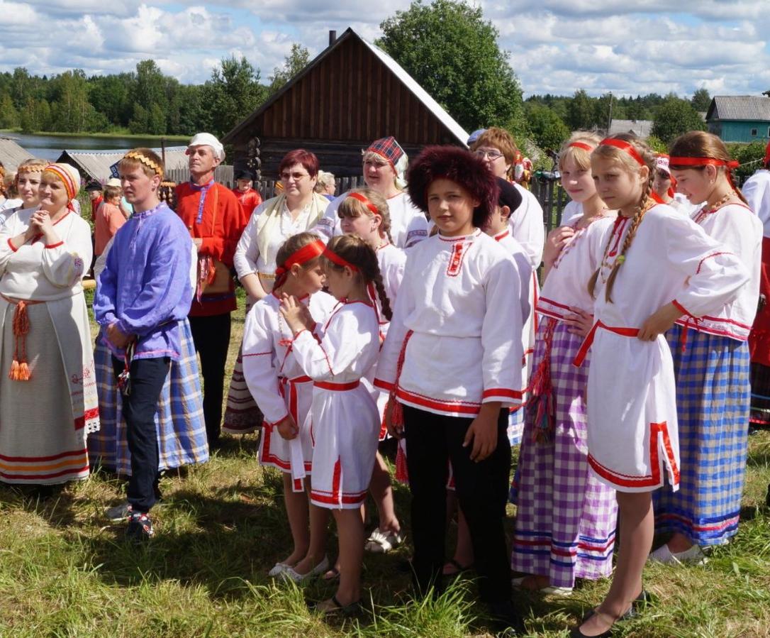 Вепсы. Вепсский праздник Древо жизни Винницы 2022. Вепсский праздник Часовенская. Праздники вепсов. Вепсы национальные праздники.