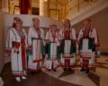 Фольклорный ансамбль приветствует гостей в Мордовском Национальном драматическом театре